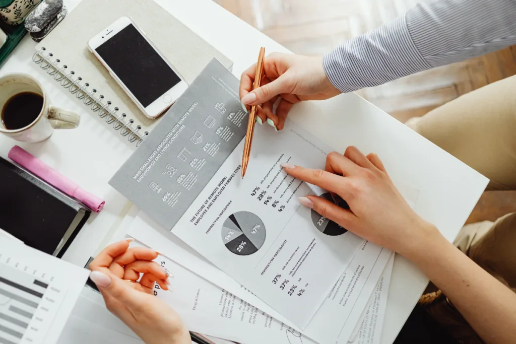 La contabilidad - El lenguaje universal de las finanzas 2 Introducción a la contabilidad, como es el proceso, que importancia tiene para las empresas